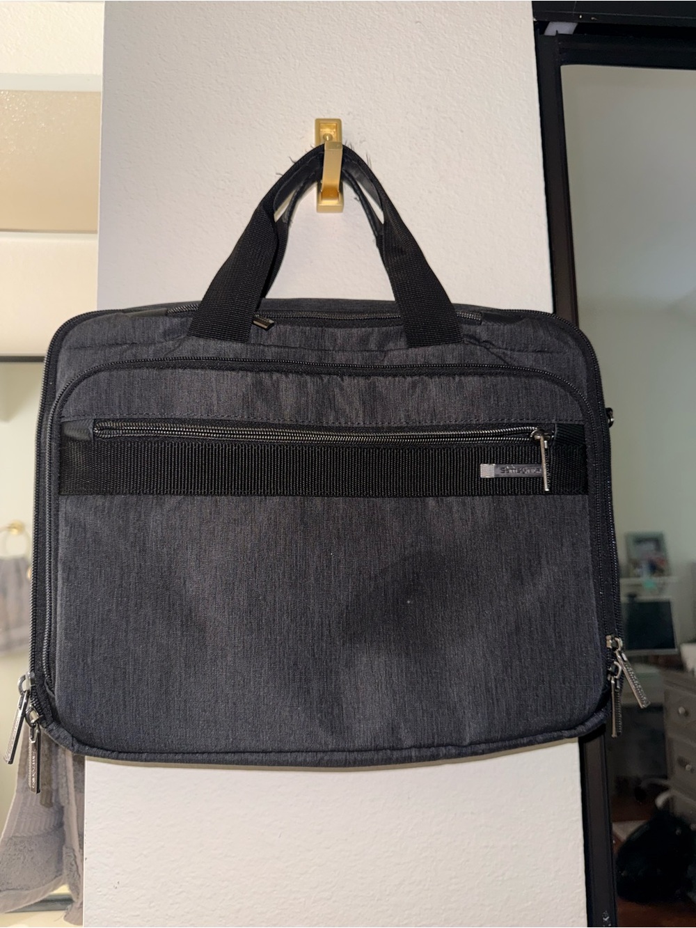 Samsonite Black Laptop Briefcase with Top Handles
